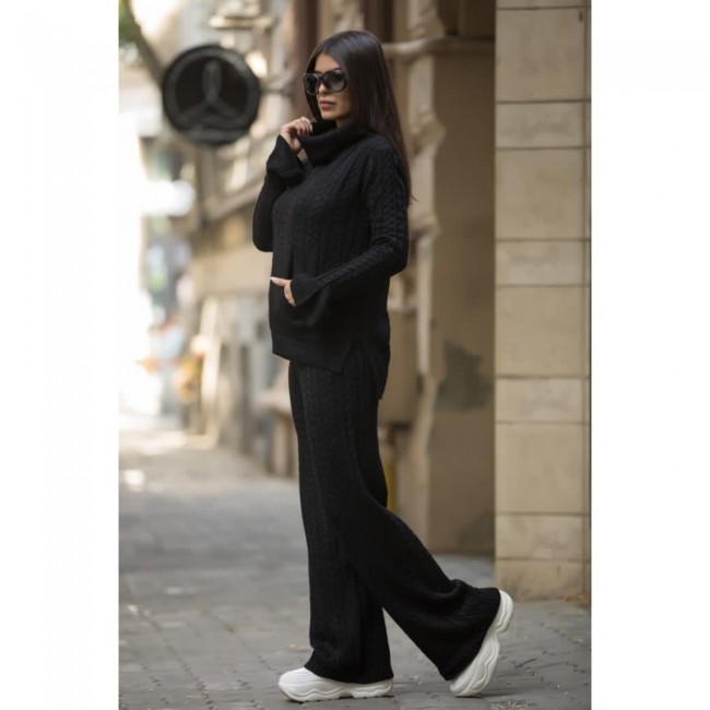 Compleu tricot dama negru cu bluza pe gat si pantalon croi evazat