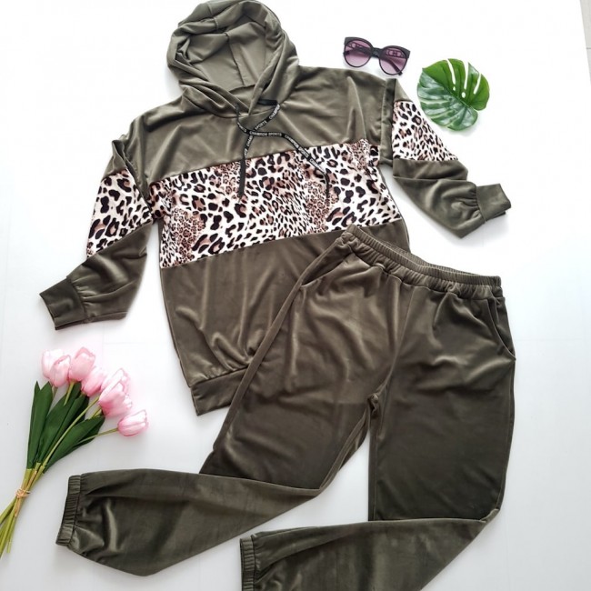 Trening catifea animal print kaki Trening catifea animal print kaki